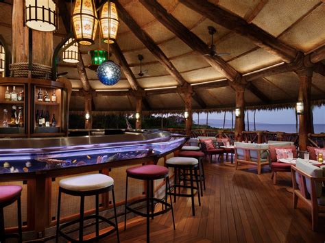 Humuhumu Restaurant .